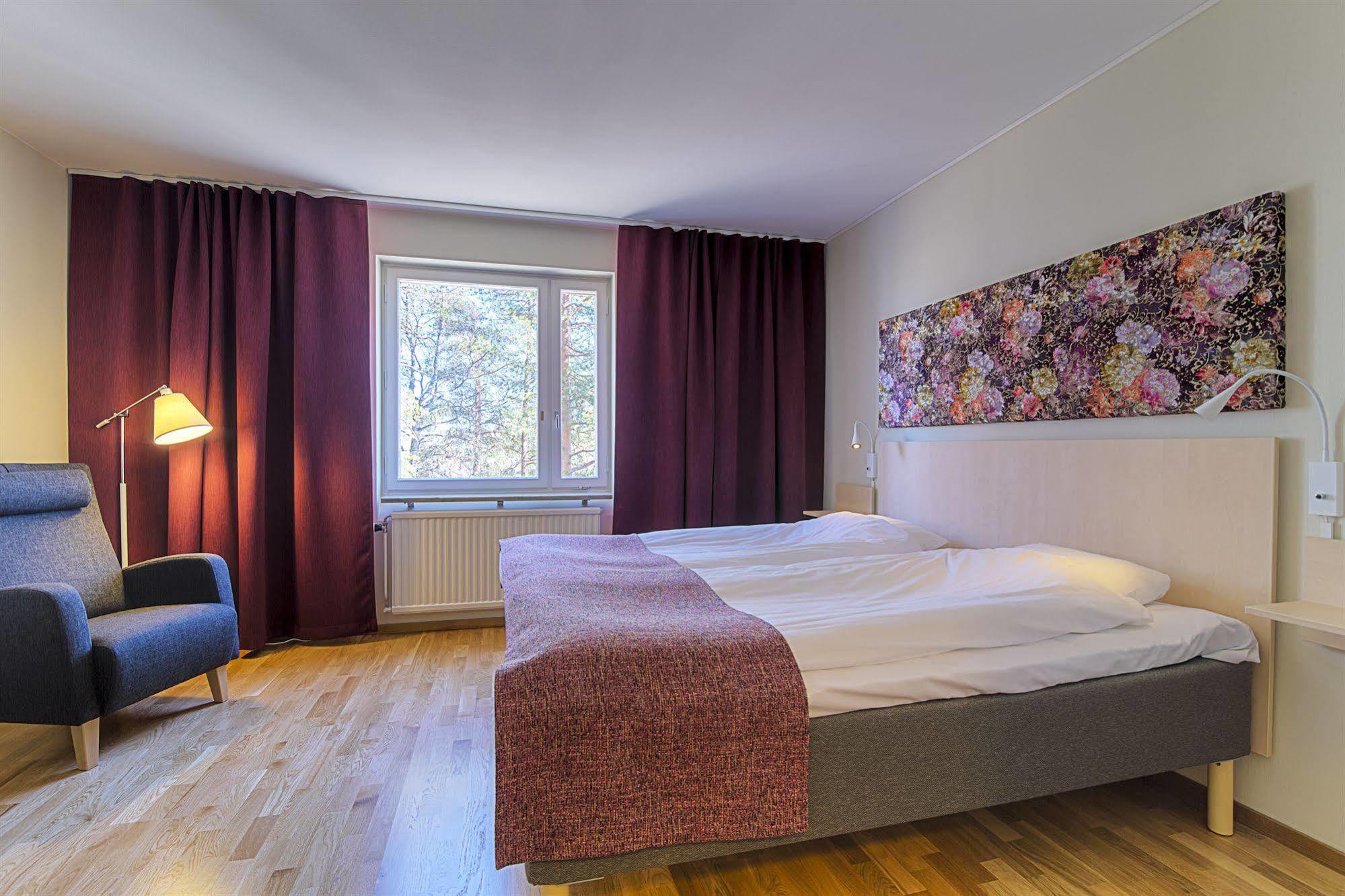 Hotell Bjoerken Умео Екстер'єр фото