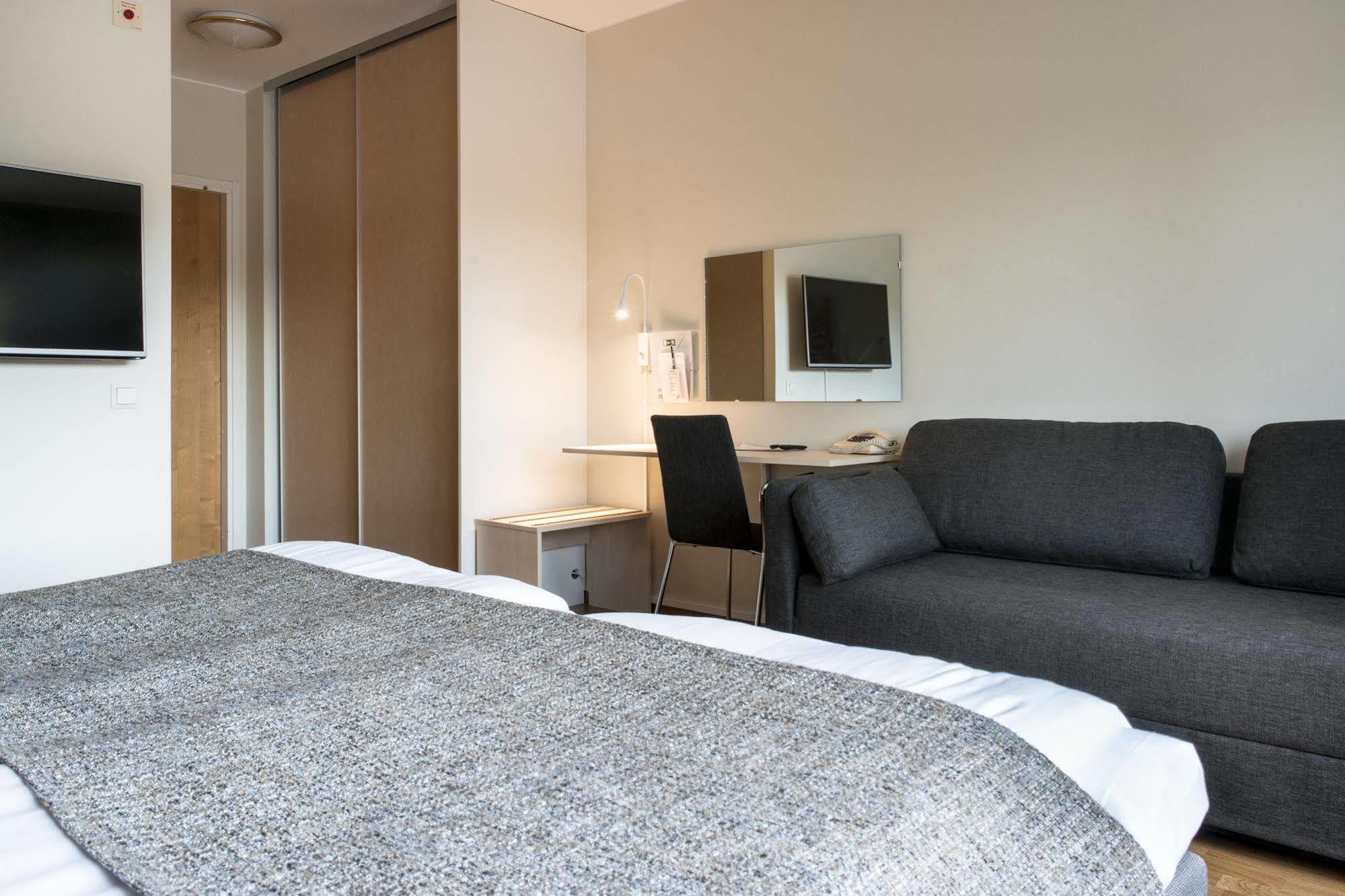 Hotell Bjoerken Умео Екстер'єр фото